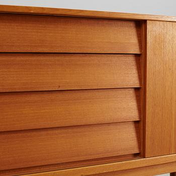 Nils Jonsson, sideboard, Bra Bohag, Hugo Troeds, Bjärnum.