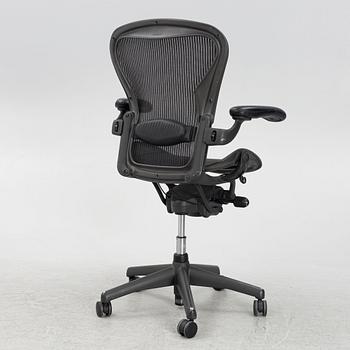 Don Chadwick/Bill Stump, skrivbordsstol, "Aeron", Herman Miller.