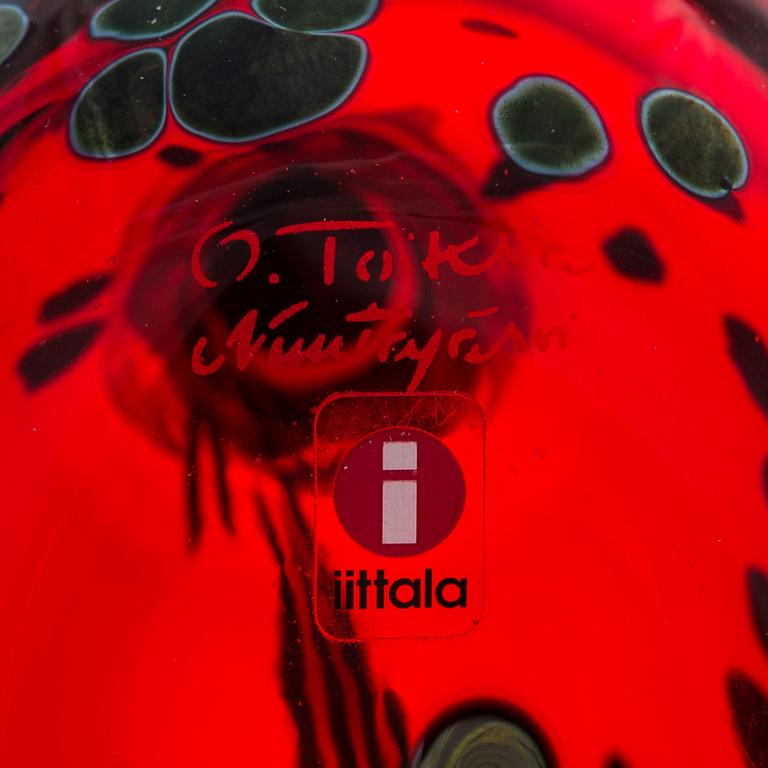 Oiva Toikka, A glass bird, signed O. Toikka Nuutajärvi.