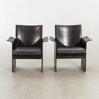 Tito Agnolo fåtöljer, ett par, "Korium", för Matteo Grassi, 1900-talets andra hälft.