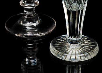 CHAMPAGNESTRUTAR, 16 st, glas, mestadels 1800-tal.