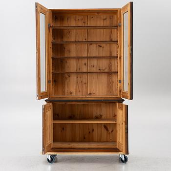 Bookcabinet, second half of the 19th century.
