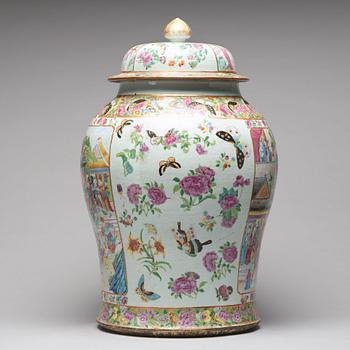 A large famille rose Canton vase with cover, Qing dynasty, late 19th century.