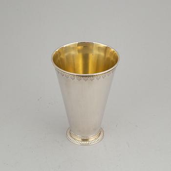 A silver beaker by GAB, Stockholm 1937.