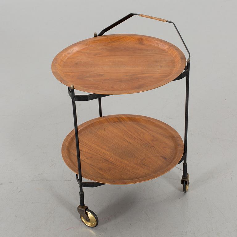 SERVERINGSVAGN, 1900-talets mitt.