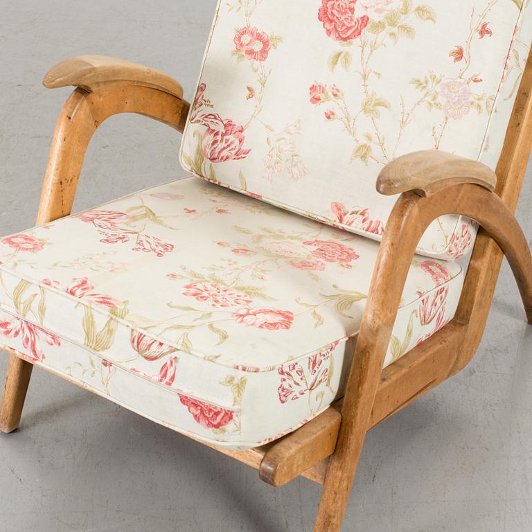 A ARMCHAIR FROM SECOND HALF OF 20TH CENTURY.