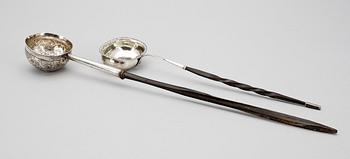 SLEVAR, 2 st, silver, England, 1700/1800-tal.