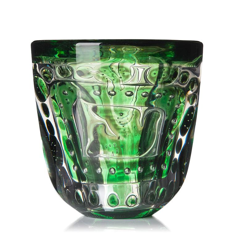 Edvin Öhrström, a "Flickan och duvan" (The Girl and the Dove) ariel glass vase, Orrefors 1944, no 281.