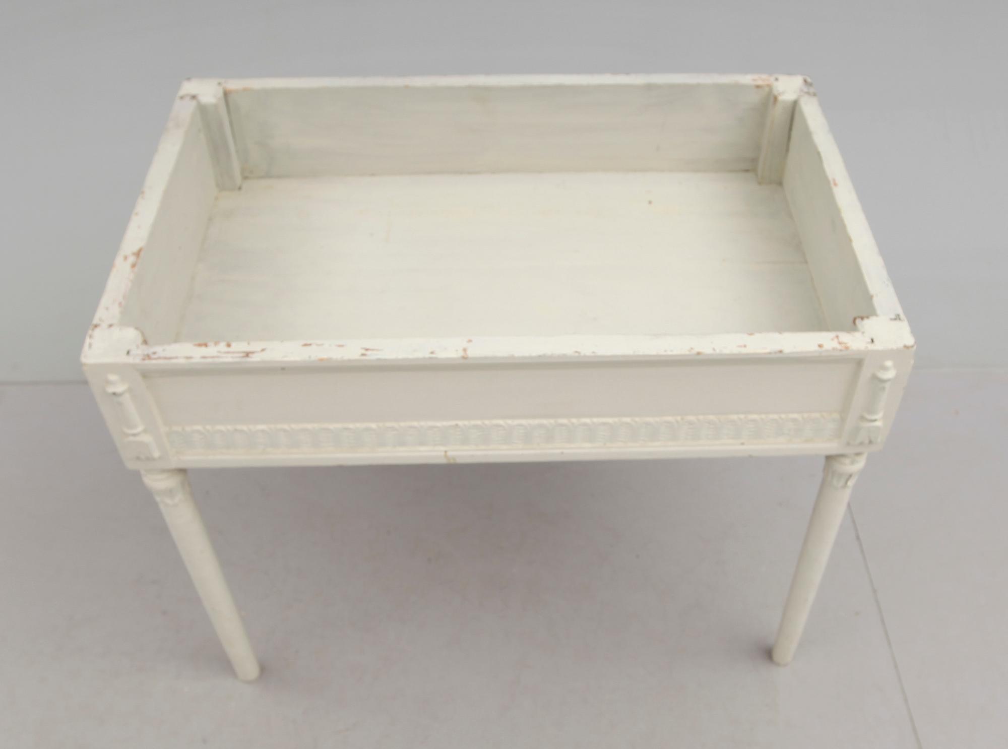 VÄGGBORD, omkring år 1800.