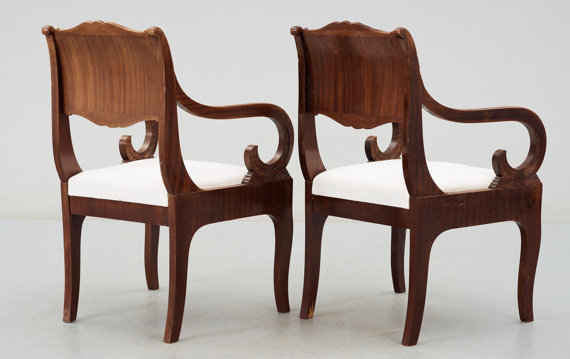 KARMSTOLAR, ett par, empirestil, märkta Idor Raij, troligen Finland, 1800/1900-tal.