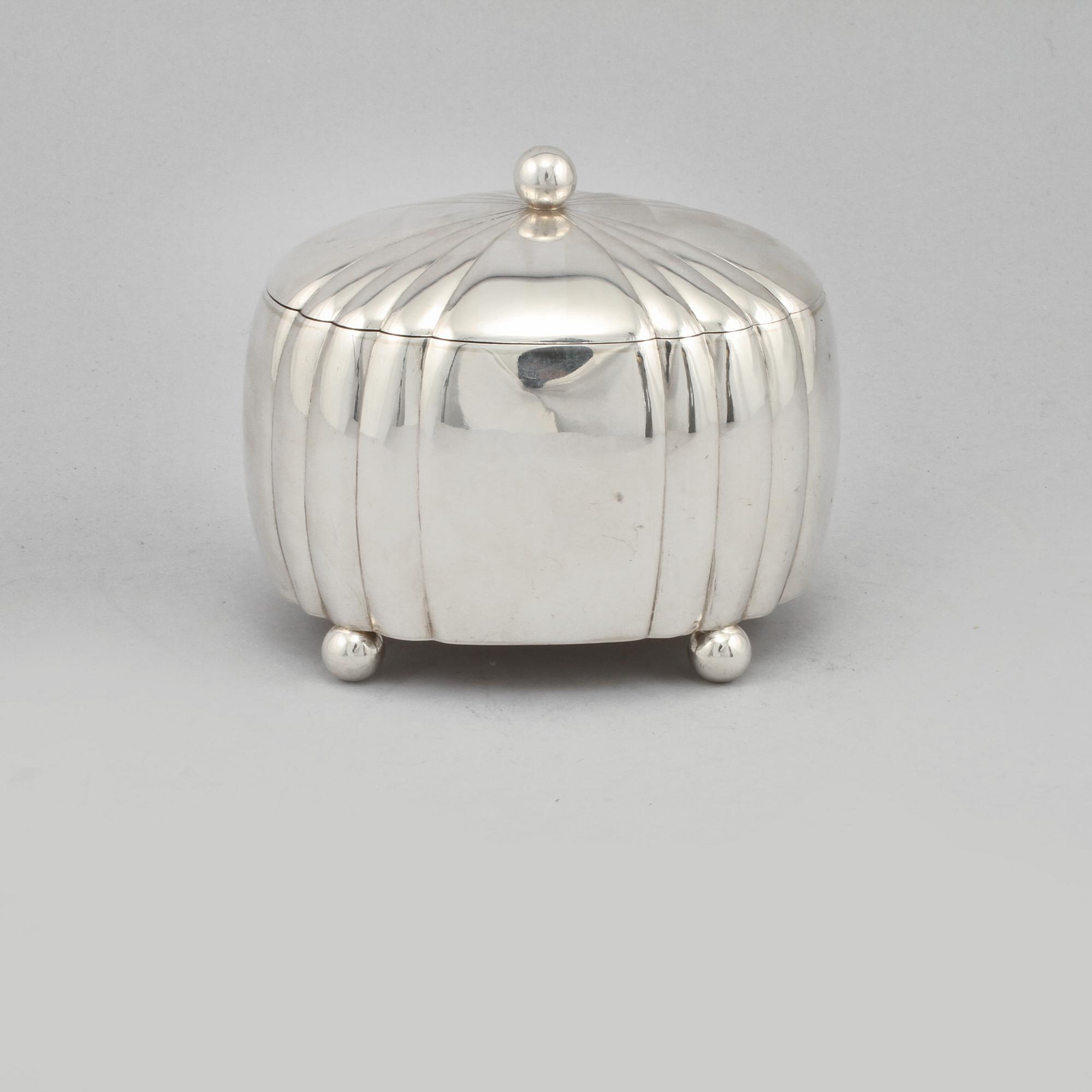 SOCKERSKRIN, silver, Polen, 1900-talets andra hälft vikt 370 gram.