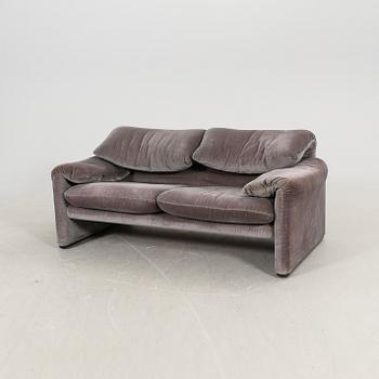 Vico Magistretti, soffa "Maralunga" för Cassina Italien sent 1900-tal.