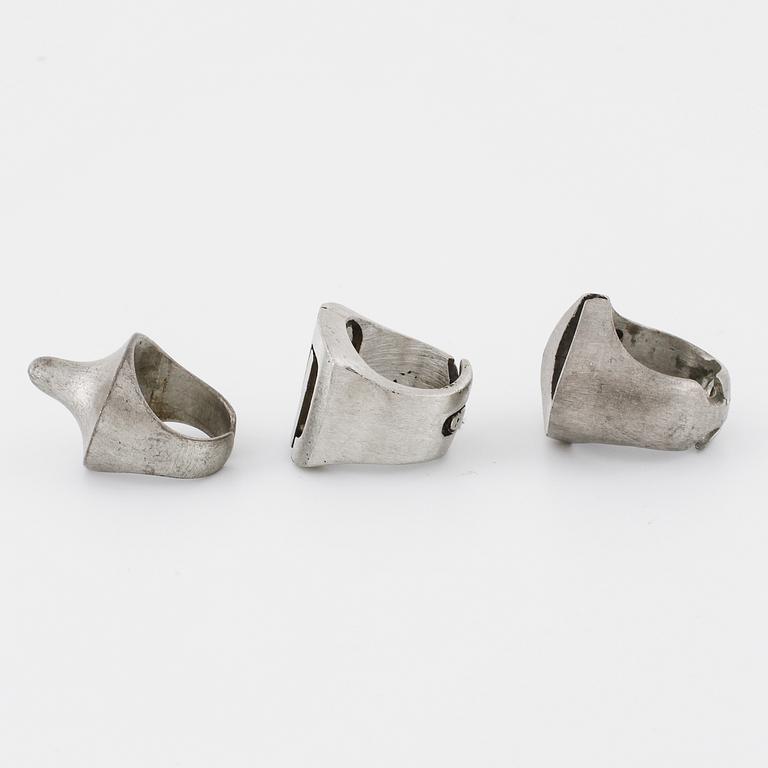 SVERRE HØVRE JOHNSEN, 3 ringar,  Bjørn Tannums Sølvverksted, Hamar ca 1970-75.