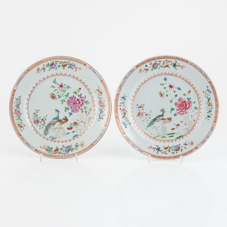 Tallrikar, sex stycken, porslin, Kina, Qingdynastin, Qianlong (1736-95).