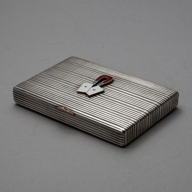 DOSA, silver, emalj, diamanter, S:t Petersburg, Ryssland 1908-1926. Vikt 101,7 g.