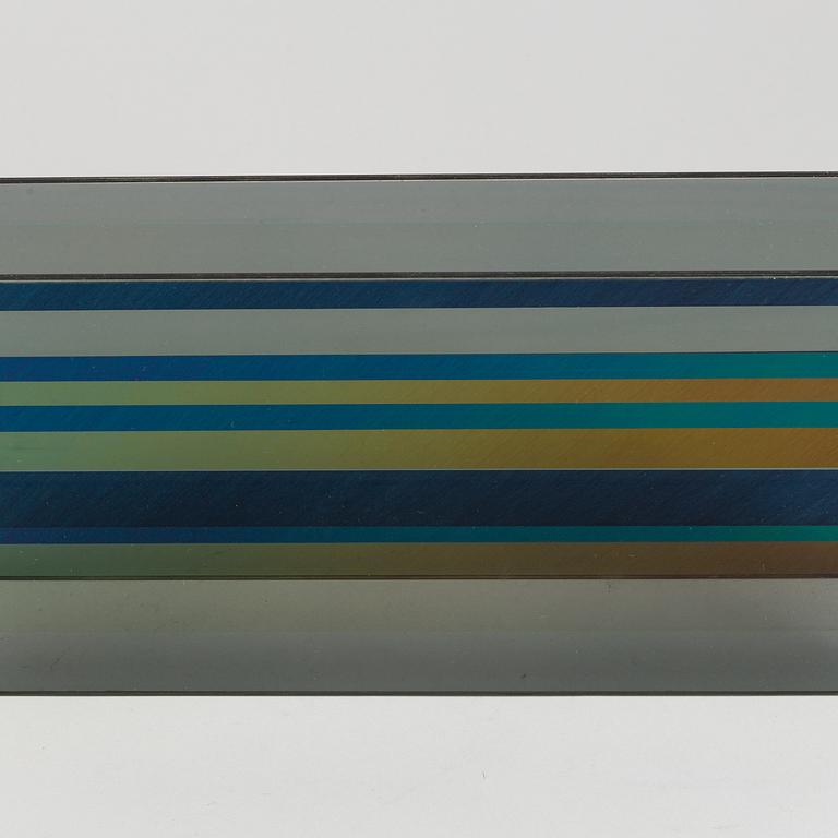 A glass sculpture by Weic H Olson, signed "Optochromi-AI-69".