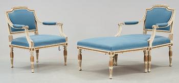 A late Gustavian circa 1800 duchesse brisée.