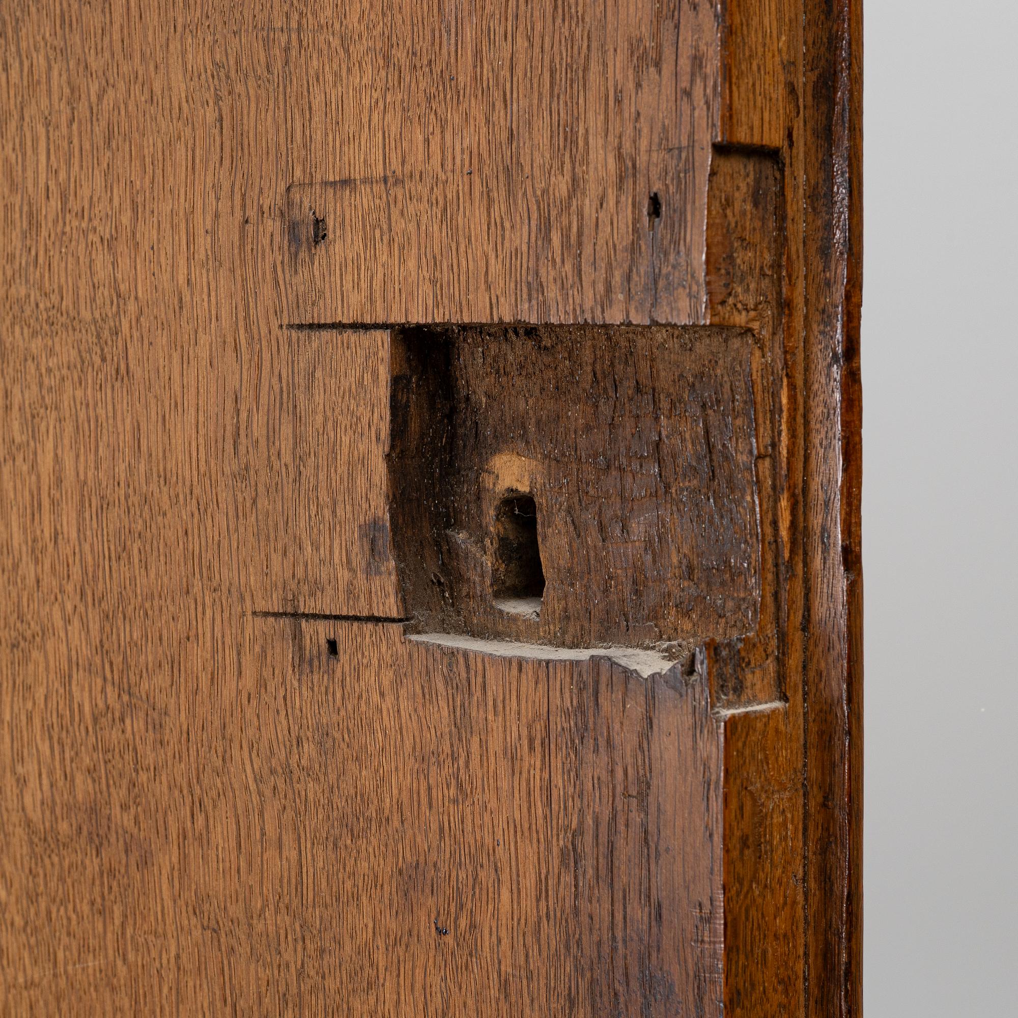 Writing cabinet, 18th century.