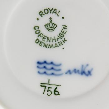 A 24 pcs Musselmalet service from Royal Copenhagen Denmark porcelain first half of the 20th century.