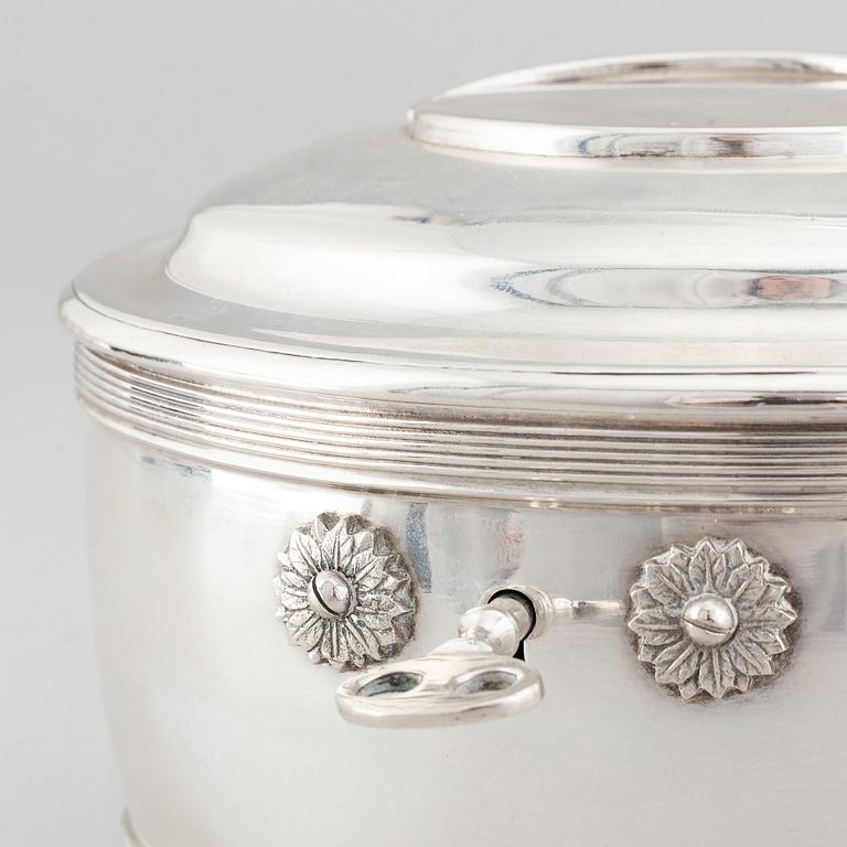 Oscar Sjögren, sockerskrin, silver, gustaviansk stil, Stockholm 1918.