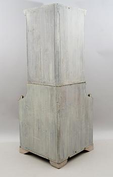 HÖRNSKÅP, 1700-/1800-tal.