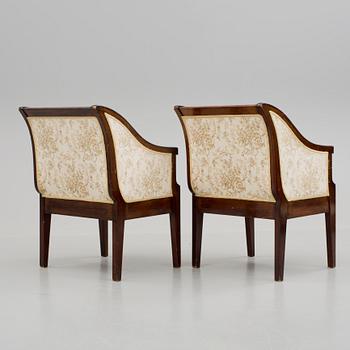 FÅTÖLJER, ett par, 1900-talets första hälft.