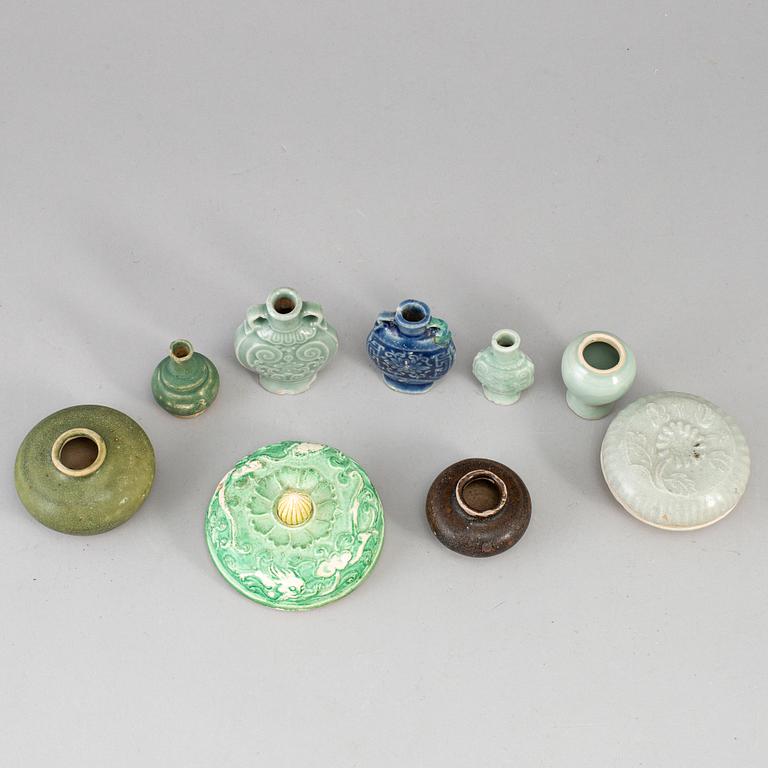 A group of nine ceramics, Mostly Ming dynasty.