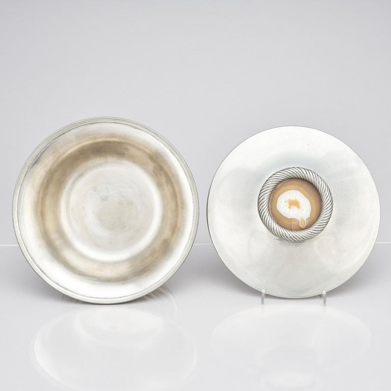 Nils Fougstedt, & Estrid Ericson, a pewter lidded bowl with an onyx finial, Svenskt Tenn, Stockholm 1936.