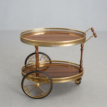 SERVERINGSVAGN, 1900-talets andra hälft.