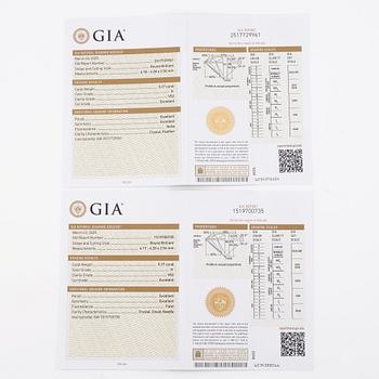 Earrings, 18K white gold with brilliant-cut diamonds.