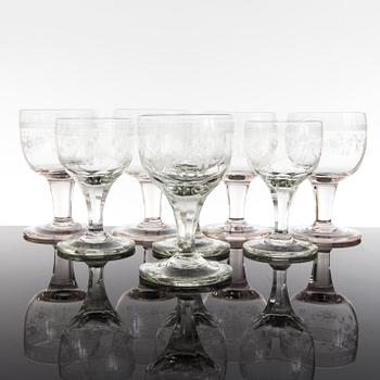 4+4 glasses, late gustavian, beginning of 19th century.