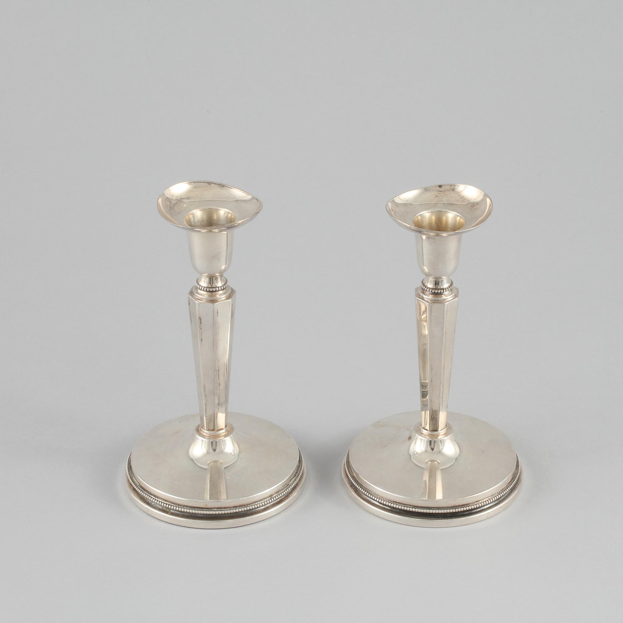 LJUSSTAKAR, ett par, silver, Markströms Guldsmeds Ab, Uppsala, 1956.