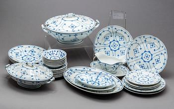 SERVISDELAR, porslin, 56 delar, bland annat "Copenhagen Pattern", Weimar, Germany.