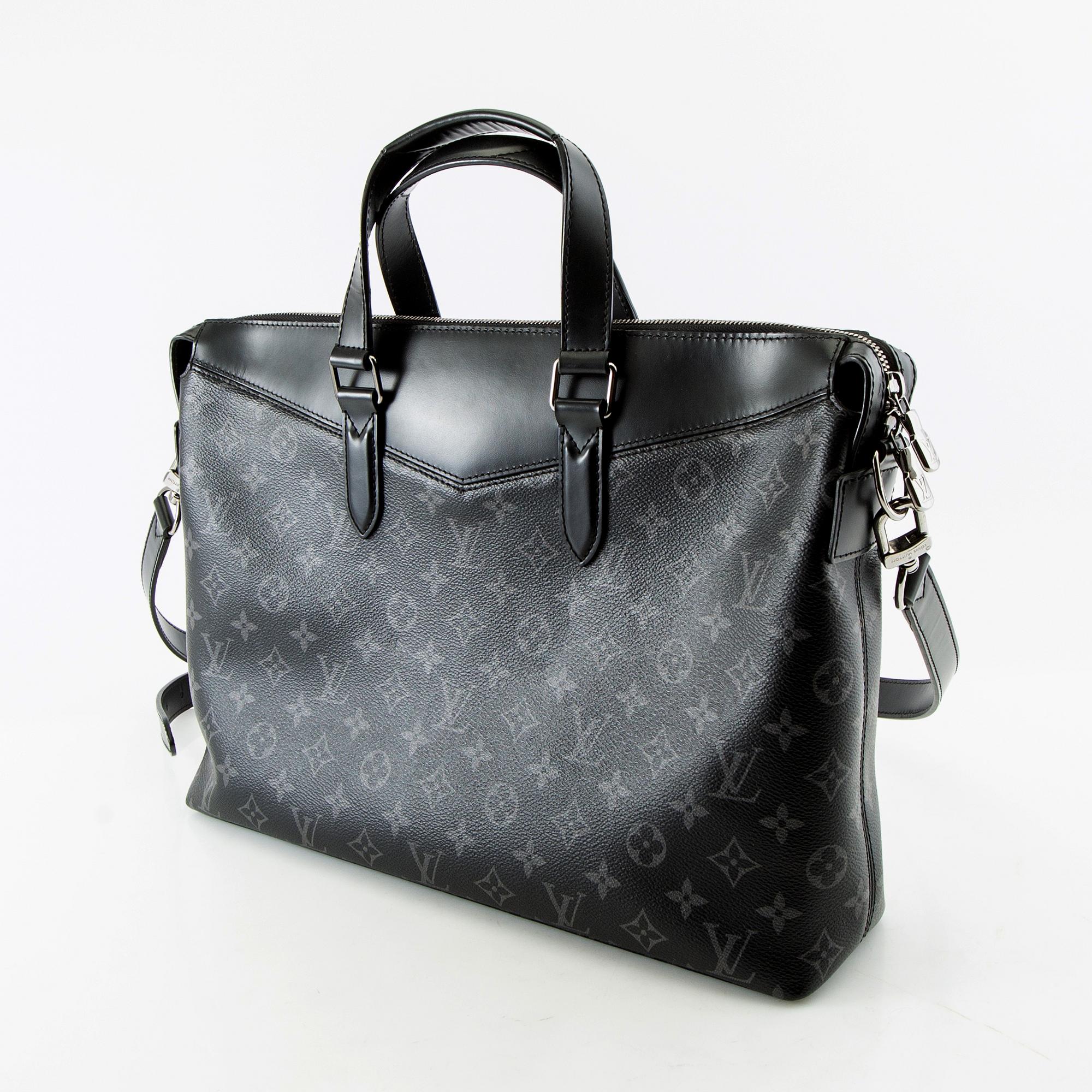 Louis Vuitton, dataväska/portfölj "Explorer" 2022.