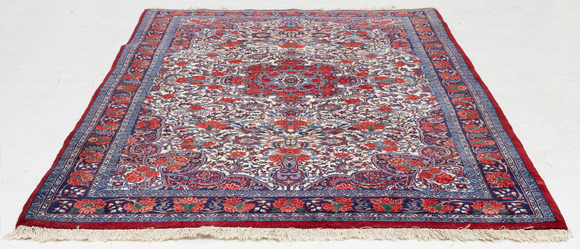 Aso-called "Rosen Bidjar" rug, a. 213 x 138 cm.