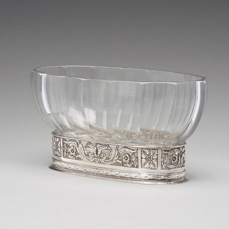 A Swedish/Russian 20th century silver and glass jardinier, mark of WA Bolin, Stockholm 1917.