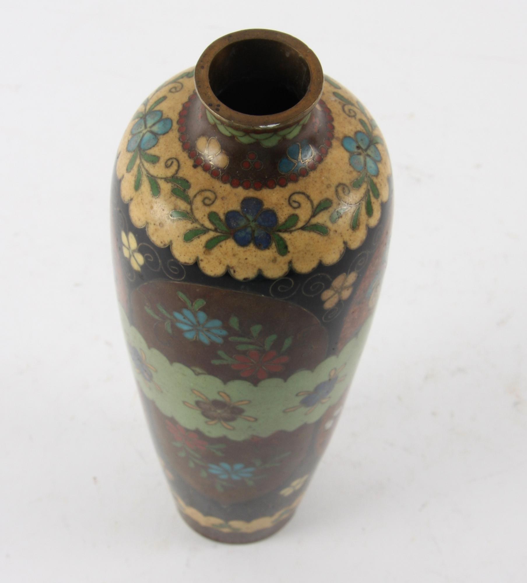 VAS, cloisonné, Kina.