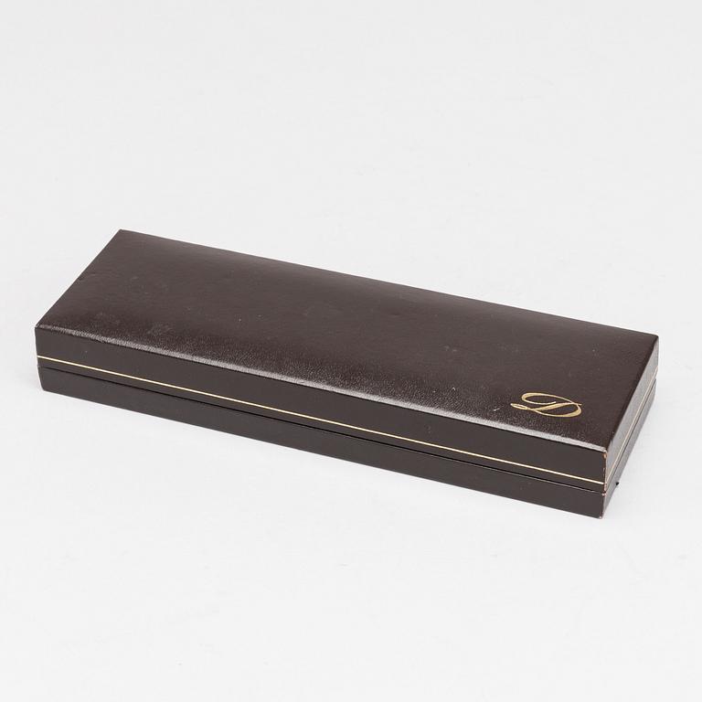 S.T DUPONT,