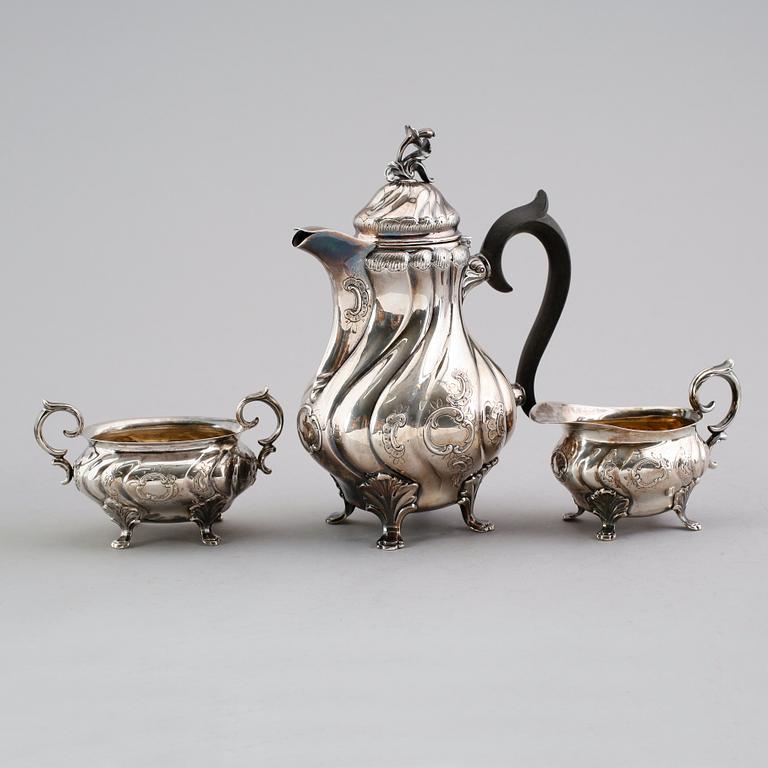 KAFFESERVIS, 3 delar, silver, CG Hallberg, Stockholm 1947/48. Vikt ca 614 gram.