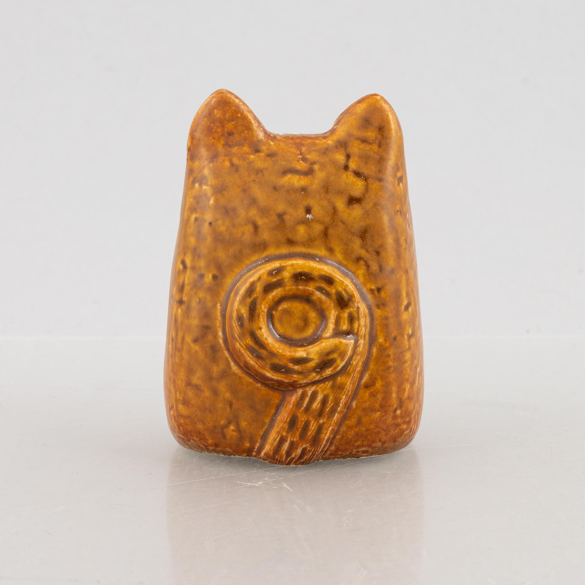 Lisa Larson, a 'Liten katt' stoneware figurine, special edition, Gustavsberg 1965.