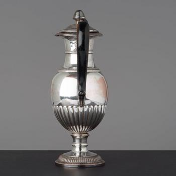 KAFFEKANNA, av Jacob Lenholm (mästare i Stockholm 1827-40), senempire, 1830-tal.