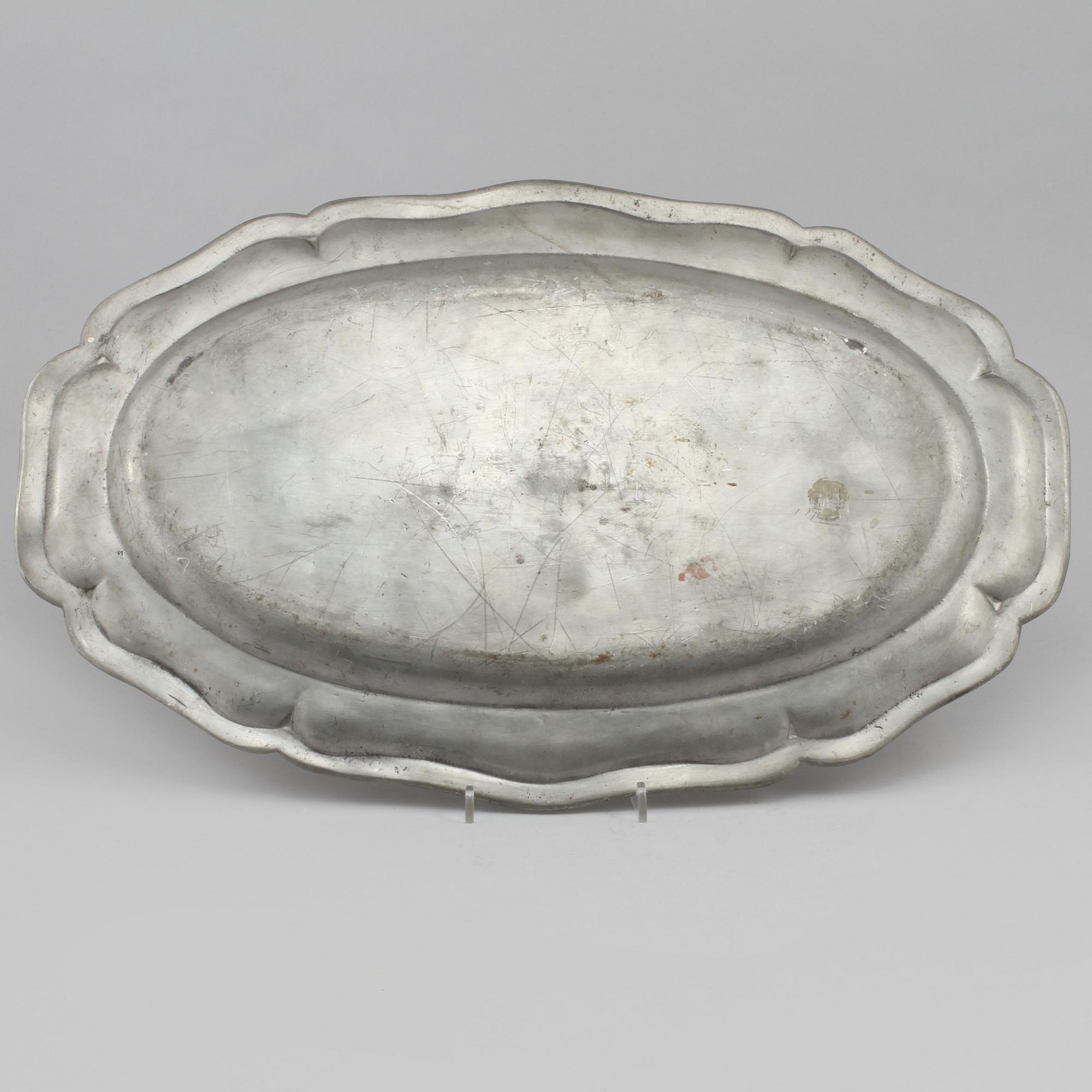 UPPLÄGGNINGSFAT, tenn, rokokostil, 1800-tal.