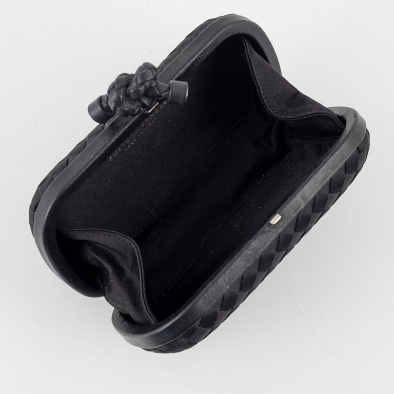 Bottega Veneta, clutch, "New Knot".