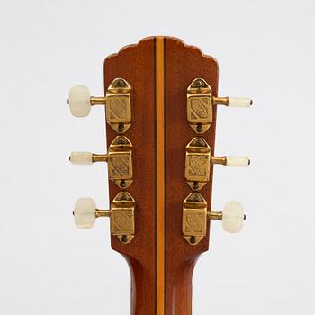 Levin, akustisk gitarr, "modell 320", Sverige 1957.