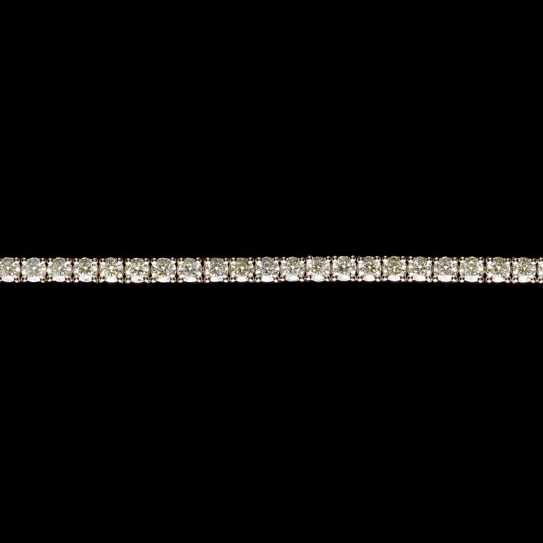 A brilliant cut diamond line bracelet, tot. 10.18 cts.