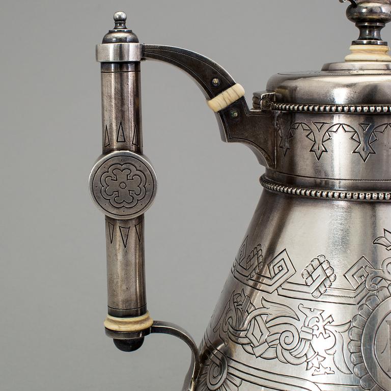 NICOLAI KEMPER, S:t Petersburg 1882, Tekanna, silver.
