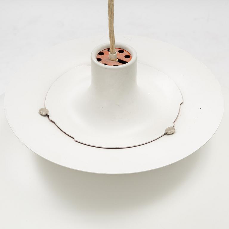 Poul Henningsen, taklampa, "PH 5", Louis Poulsen, Danmark.
