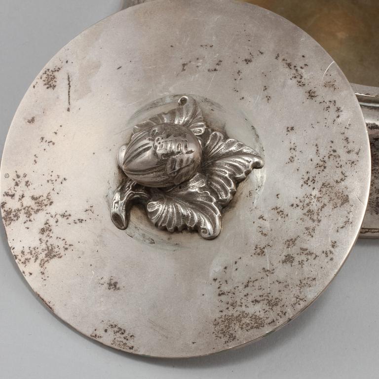 LOCKASK, silver, Ryssland, 1900-tal. Vikt 560 gram.