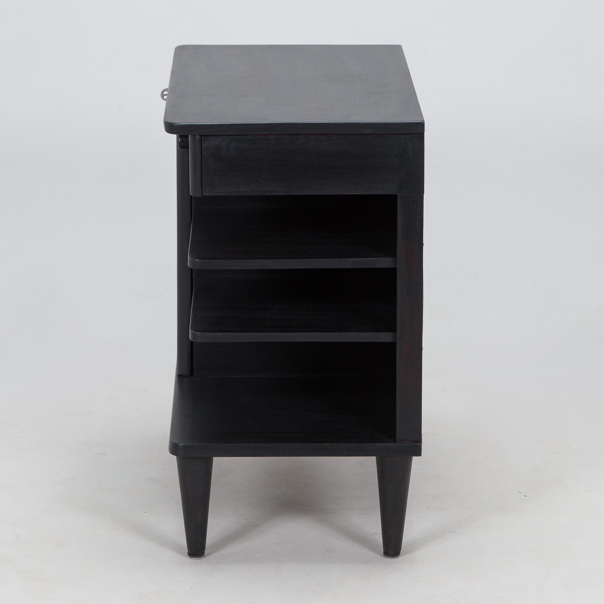 A 1950s 'Pertti' radio table, model 3205, Asko, Finland. Design year 1948.