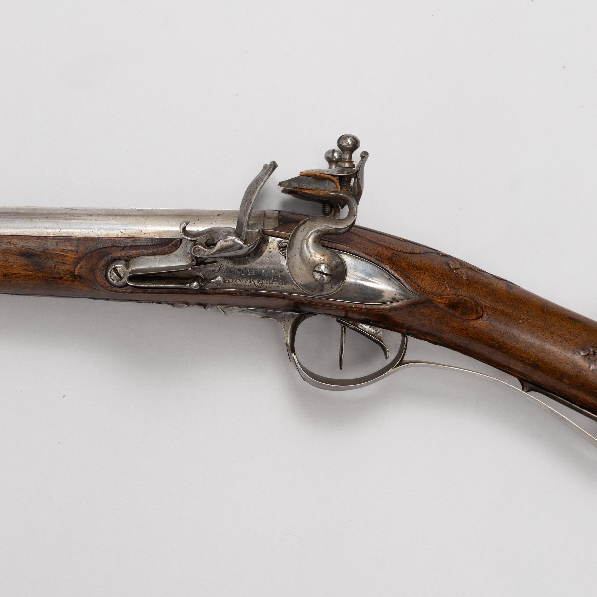 Flintlock rifle, double-barrelled, Johan Reichardt, Stockholm (c. 1730-1806), second half of the 18th century.
